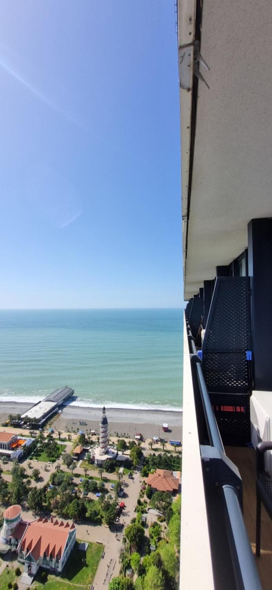 Sea View Apartments In Orbi City Batumi Exterior photo